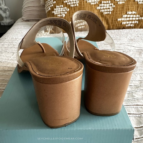 Seychelles Neutral Heeled Thong Sandals - Picture 7 of 8